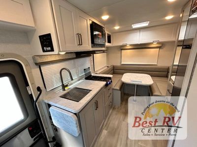 2026 Thor Motor Coach Four Winds - Photo 15