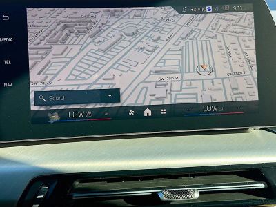 2026 BMW X1 — photo 10 view