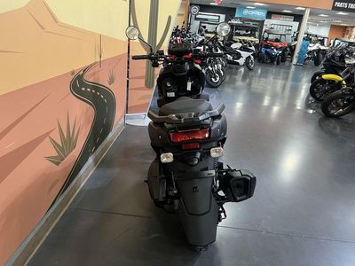 2025 Yamaha Zuma 125 - Photo 4