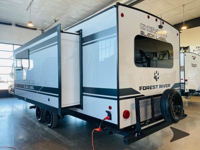 2026 Forest River RV Cherokee Grey Wolf Black Label - Photo 10