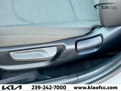 2025 Kia K4 — photo 22 view