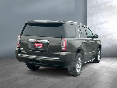 2019 GMC Yukon — engine compartment view