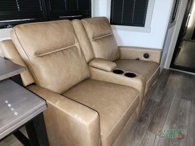 2025 Brinkley Model G - Photo 17