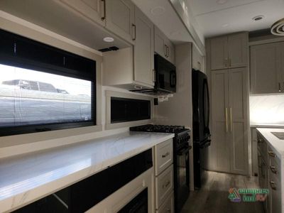 2025 Brinkley Model G - Photo 21