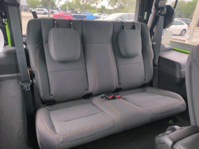 2026 Jeep Wrangler — photo 14 view