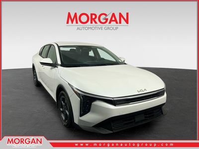 2025 Kia K4 - Photo 1