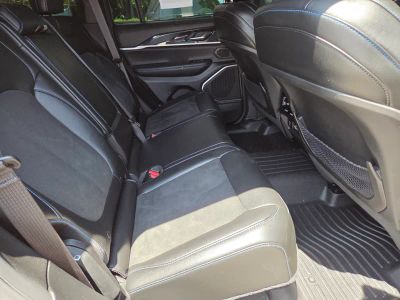 2022 Jeep Grand Cherokee — photo 13 view
