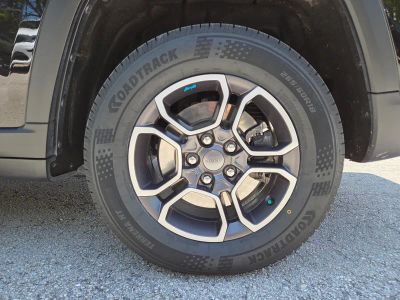 2022 Jeep Grand Cherokee — photo 16 view
