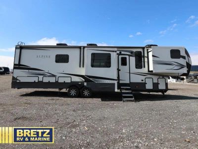 2022 Keystone RV Alpine - Photo 9