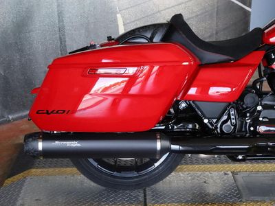 2025 Harley-Davidson FLTRXSTSE - CVO Road Glide ST - Photo 15