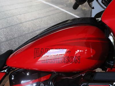 2025 Harley-Davidson FLTRXSTSE - CVO Road Glide ST - Photo 13