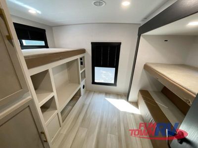 2025 Forest River RV Wildwood Heritage Glen - Photo 27