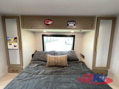 2025 Forest River RV Wildwood Heritage Glen - Photo 34