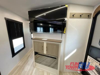 2025 Forest River RV Wildwood Heritage Glen - Photo 23