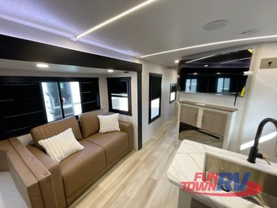 2025 Forest River RV Wildwood Heritage Glen - Photo 21