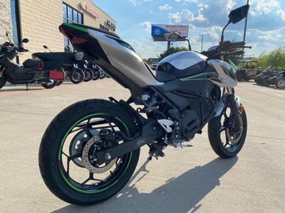 2024 Kawasaki Z e-1 ABS - Photo 4