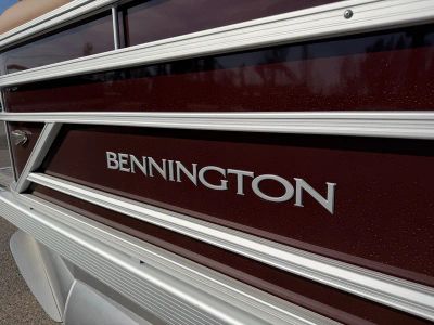 2026 Bennington 20 SSR — engine compartment view