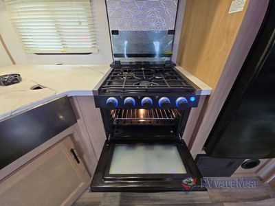 2023 Forest River RV Cherokee Alpha Wolf - Photo 18