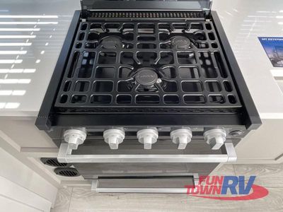 2025 Keystone RV Outback - Photo 17