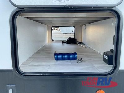 2025 Dutchmen RV Kodiak - Photo 11