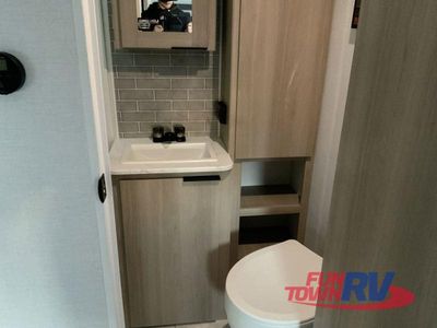2025 Dutchmen RV Kodiak - Photo 29