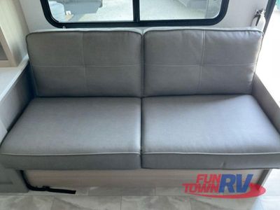 2025 Dutchmen RV Kodiak - Photo 22