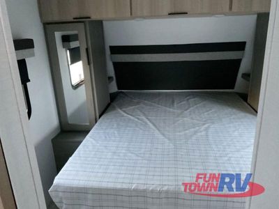 2025 Dutchmen RV Kodiak - Photo 34