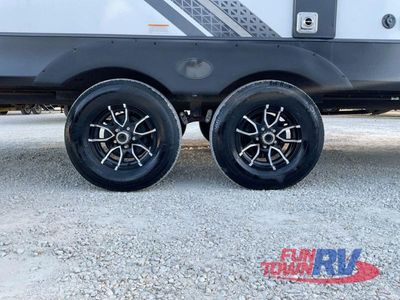 2025 Dutchmen RV Kodiak - Photo 10
