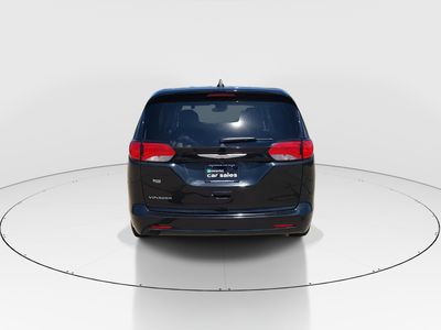 2023 Chrysler Voyager - Photo 6