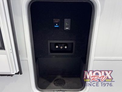 2026 Brinkley Model Z - Photo 9
