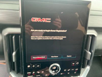 2026 GMC Acadia — photo 12 view