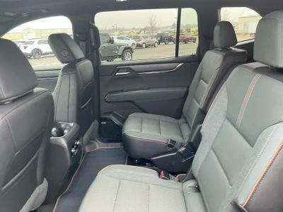 2026 GMC Acadia — photo 17 view