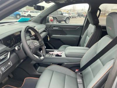 2026 GMC Acadia — photo 10 view