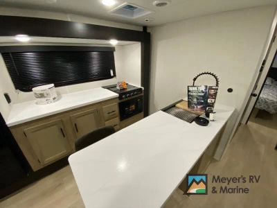 2026 Forest River RV Cherokee Grey Wolf Black Label - Photo 13