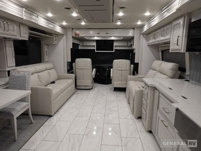 2026 Fleetwood Discovery LXE - Photo 6