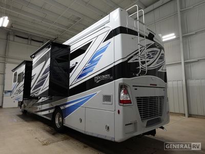 2026 Fleetwood Discovery LXE - Photo 3