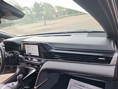 2025 Toyota Camry - Photo 25