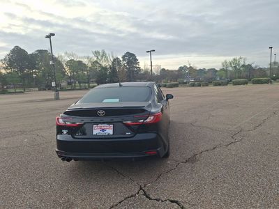 2025 Toyota Camry - Photo 11