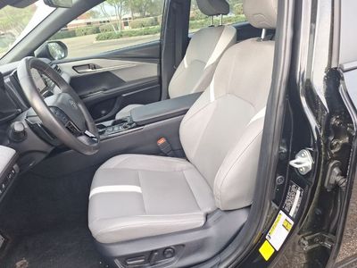 2025 Toyota Camry - Photo 18