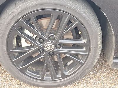 2025 Toyota Camry - Photo 16
