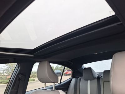 2025 Toyota Camry - Photo 30