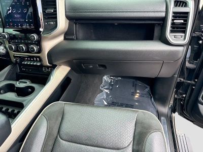 2019 Ram 1500 — photo 17 view