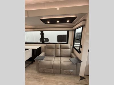 2026 Jayco Pinnacle - Photo 11