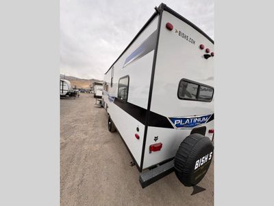 2023 Forest River RV Salem - Photo 4