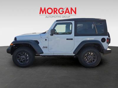 2026 Jeep Wrangler — photo 8 view