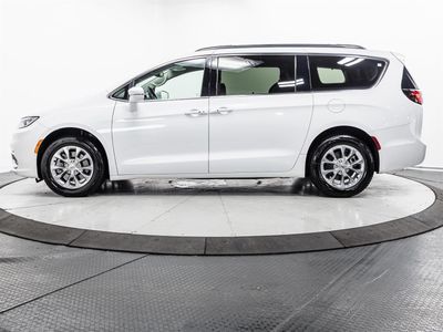 2022 Chrysler Pacifica - Photo 7