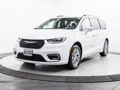 2022 Chrysler Pacifica - Photo 3