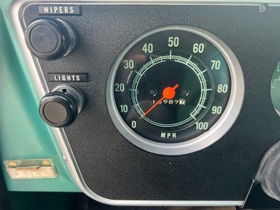 1967 Chevrolet C/K 30 - Photo 2