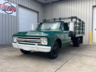 1967 Chevrolet C/K 30 - Photo 3