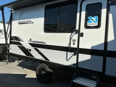 2025 Jayco Jay Feather - Photo 3